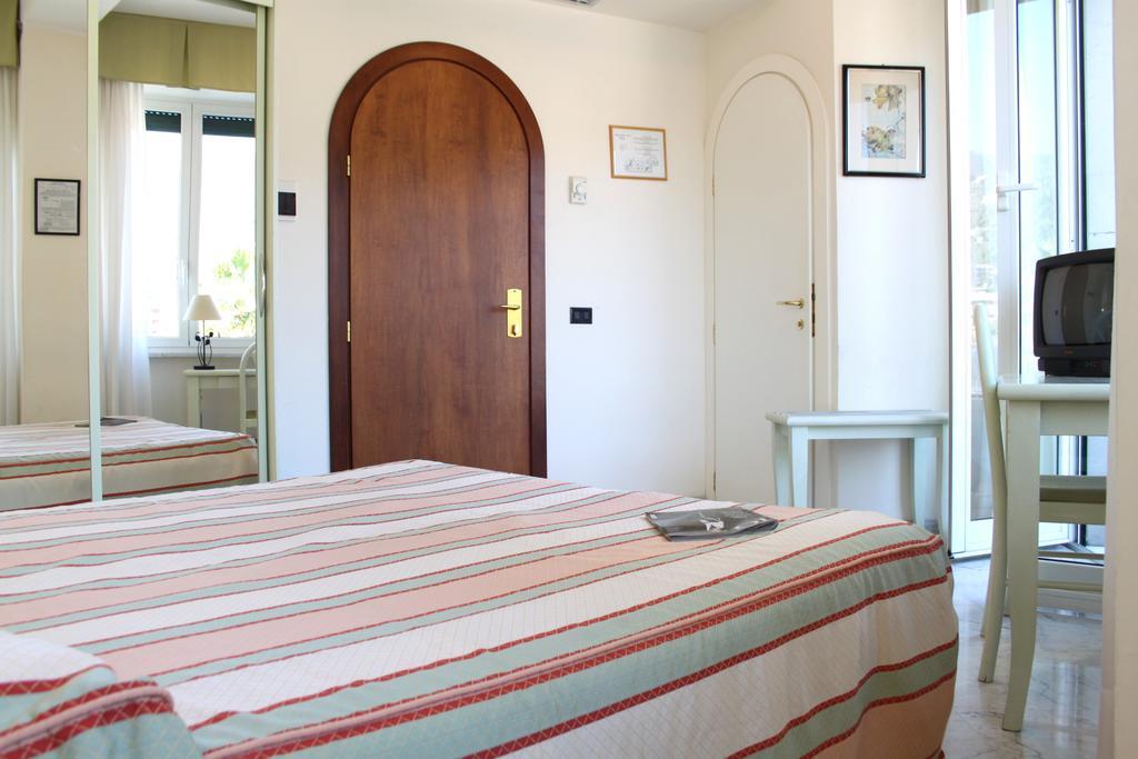 Hotel Elena Recco Ngoại thất bức ảnh