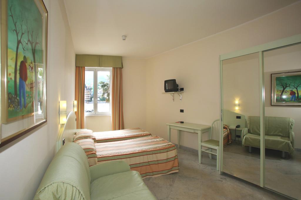Hotel Elena Recco Ngoại thất bức ảnh